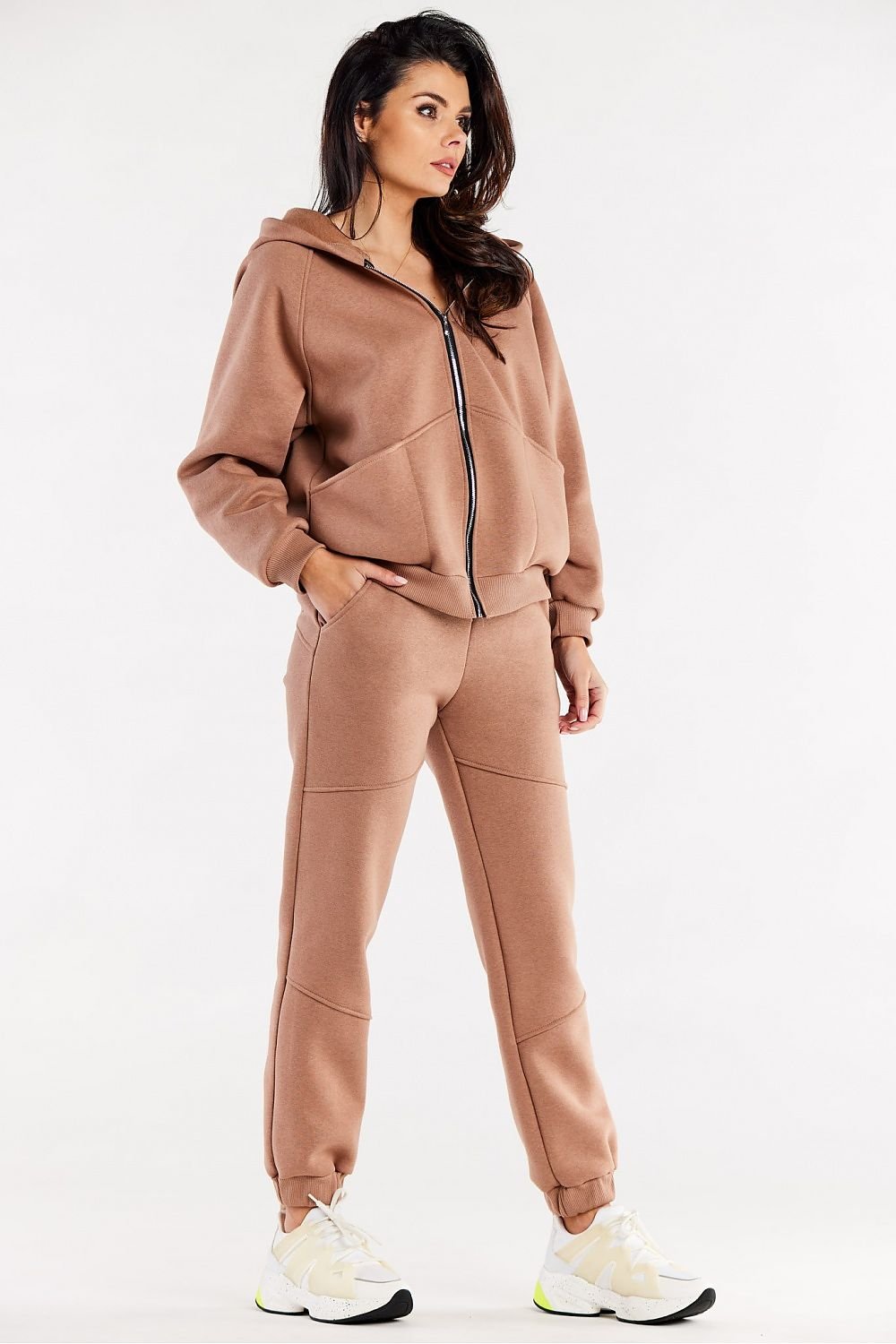 Tracksuit trousers model 188030